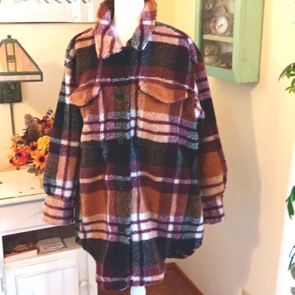 NWT American Eagle Outfitters  Sherpa Plaid Jacket/Shirt - Picture 3 of 15